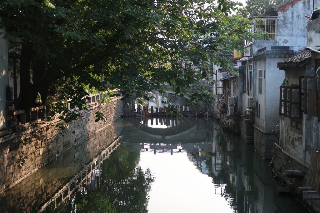 L'un des canaux du vieux centre de Suzhou.