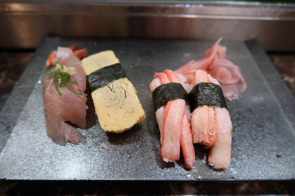 Après l'effort, le réconfort : de délicieux sushis mangés à Osaka.